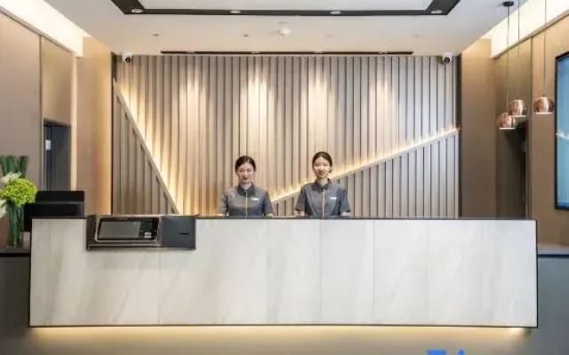 Homeinn Selected Hotel (Huizhou Boluo Yuanzhou)