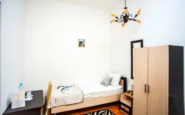 Guest Room SAD 3
