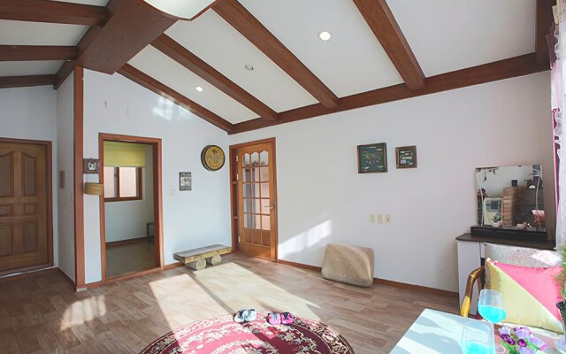 Hongcheon Sol Pension