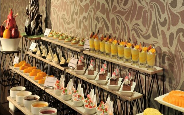 Majestic Court Sarovar Portico Navi Mumbai