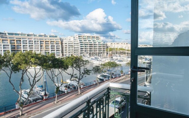 Wonderful Double Room in Malta - Bb Marina