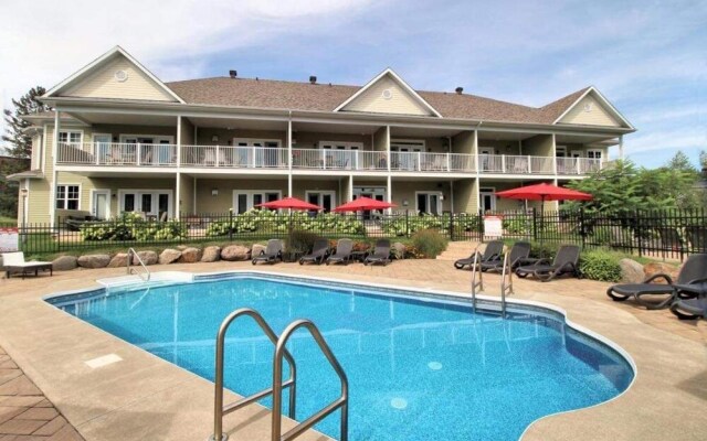 Champlain Condo 202
