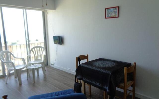 Appartement Le Lavandou, 1 pièce, 3 personnes - FR-1-308-77