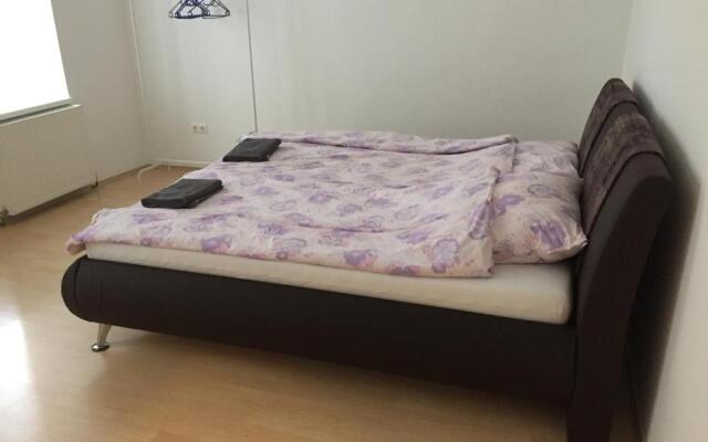 1030 Cozy apartment 2 - 8min to city center