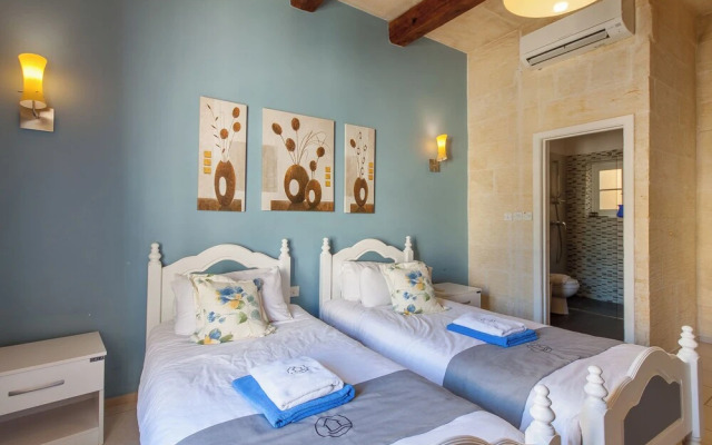 Twilight Gozitan Farmhouse With Pool