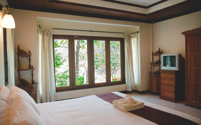 Tak Andaman Resort & Hotel