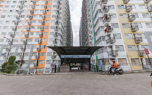 RedDoorz Apartment @ Jarrdin Cihampelas