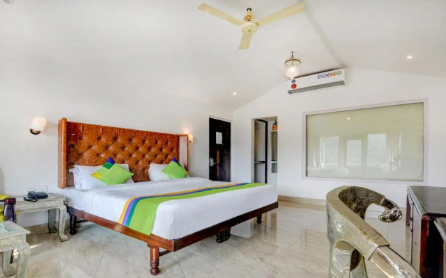 Treebo Kumbhal Castle, 2 Km From Kumbalgarh Fort