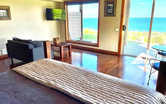 Castaways Apollo Bay