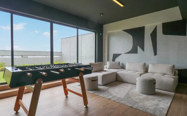 w Extraordinary 2BR With Balcony in Miraflores