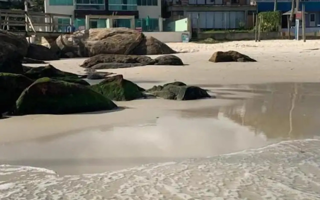 Triplex Pé na Areia - Bombinhas