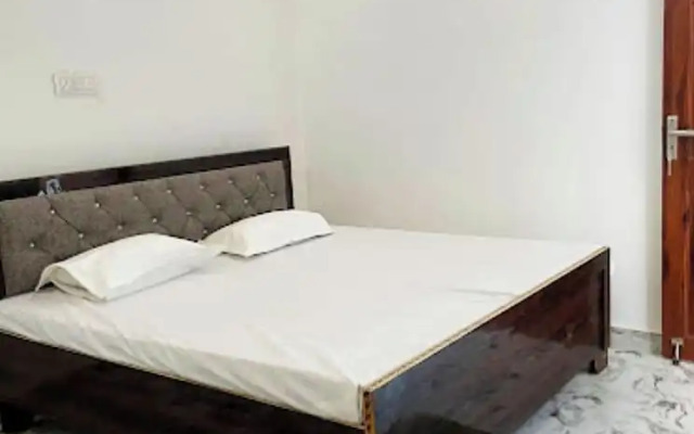 Hotel Ayodhya Dham Guest House Ayodhya