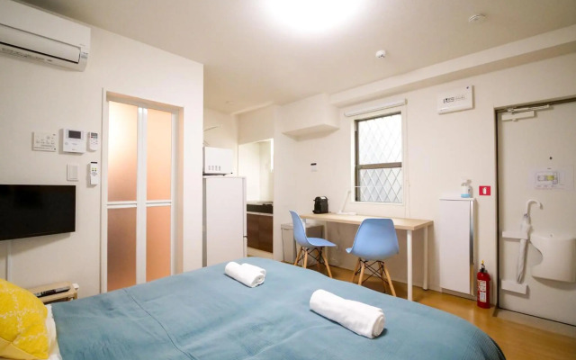 Triphome Tateishi New open/2 single beds/big table/300M WiFi