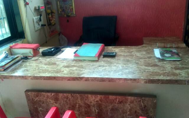 Hotel Om Sai Chattra Icon Residency