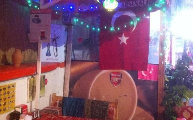 Arsenal Hotel