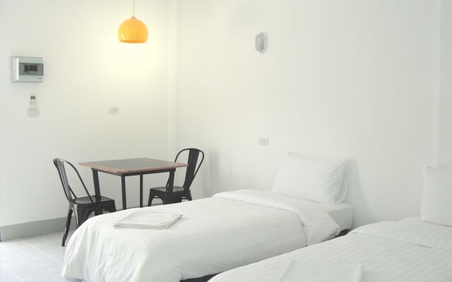 Blue Hip Apartment Nakhon Sri
