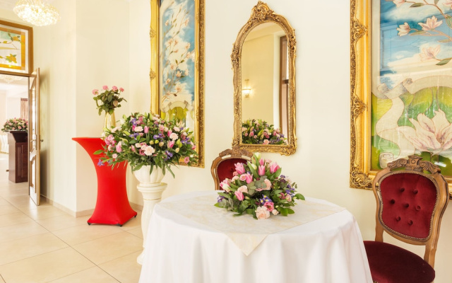 Lesna Perla - Restaurant and Hotel
