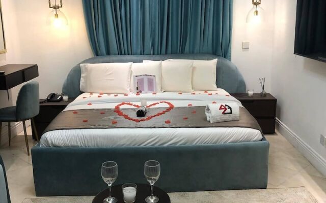 Euphoria Hotel & Suites by House 9