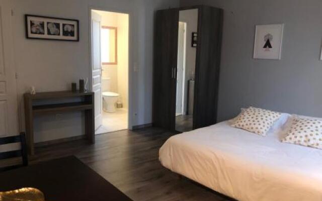 Studio Renove Dans Le Centre Ville