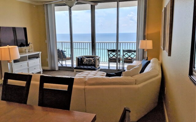 Emerald Dolphin by Surfside VR