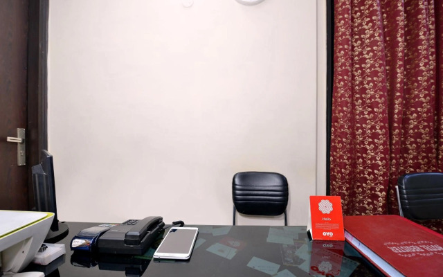 Capital O 466 Hotel Lotus B&b