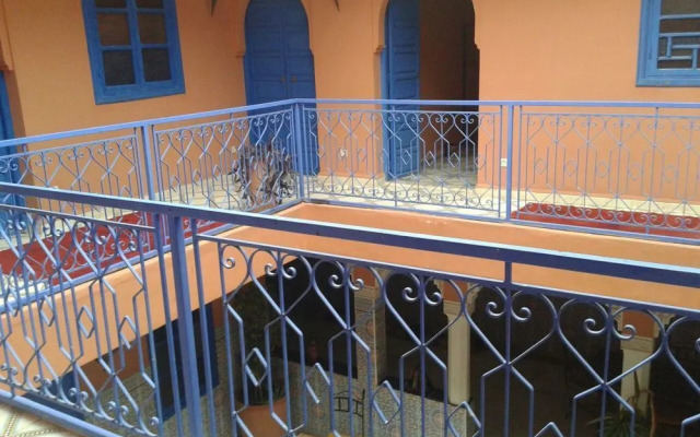 Riad Si Amarra