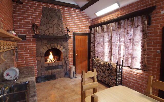 Tri Bani Guest House