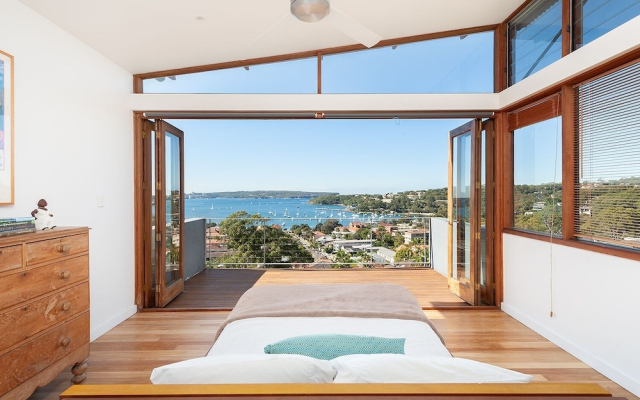 Stunning Architecture with Superb Balmoral Views!