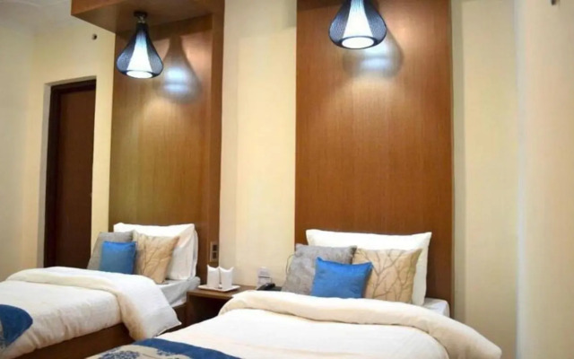 Hotel Green Leaf