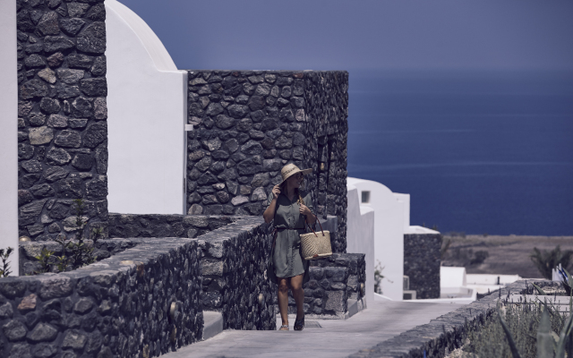 Santo Pure Oia Suites and Villas