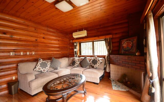 [All natural wood Big Log Home]4Br,2Bath,3Toilets