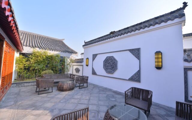 Jingcui Huanyi Hotel