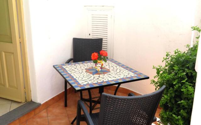 Stromboli Trekking Accommodation - Room and Excursion for 2 included