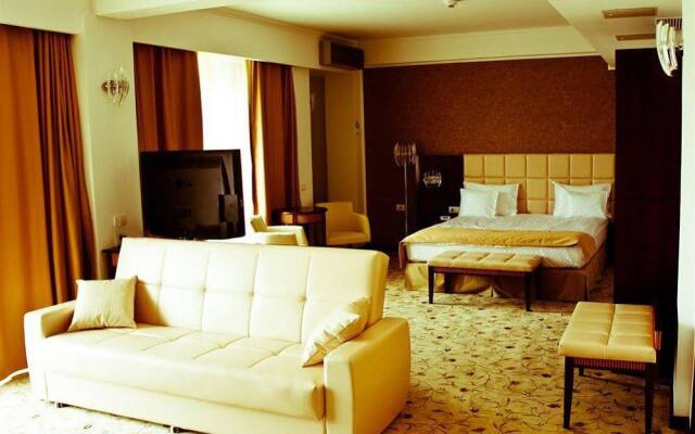Hotel President