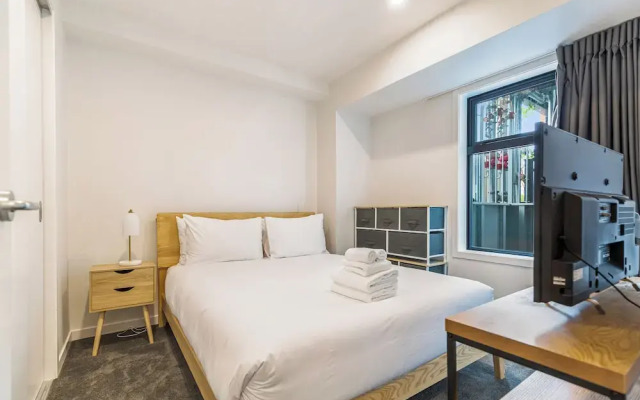 Cozy Apartment By Eden Park