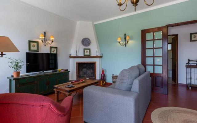 Cozy Algarve Home with Vineyard View Near Beaches