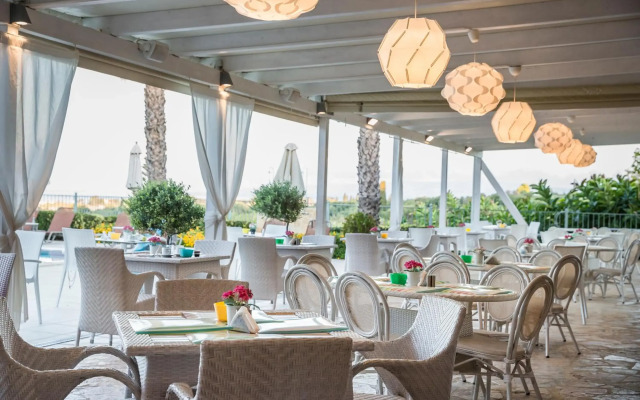 Astra Village Hotel Suites