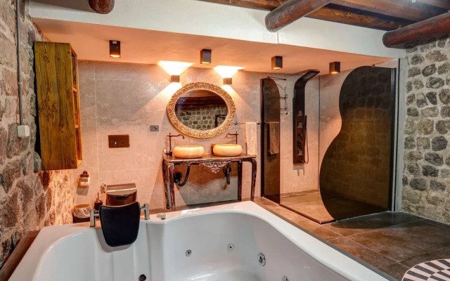 Kerem Ile Asli Hotel