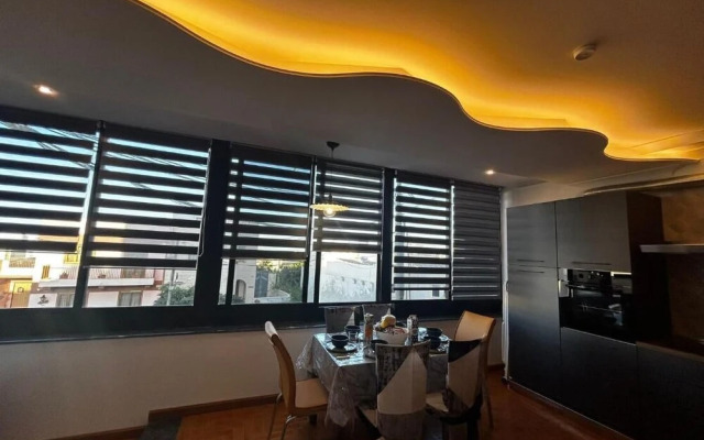 Sealove Haven Apartment