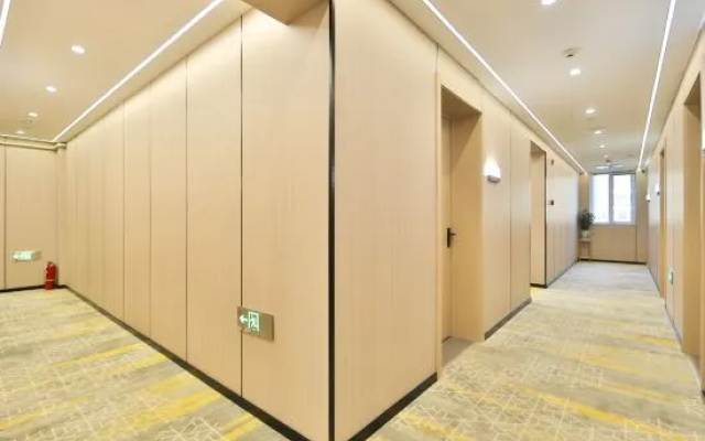 Hoklu Business Hotel (Yanji Yanbian University North Korea Folk Garden Dinosaur Kingdom Branch) – Hotel Rooms – Yanbian