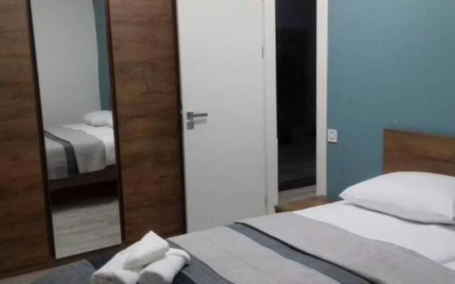 Bura's 2 room apartment in New Gudauri with view