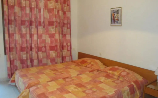 Athina Apartments