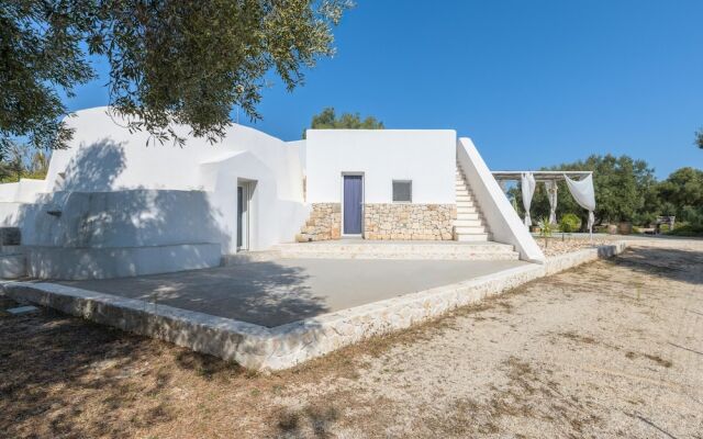 Trullo Chiara con Piscina by Wonderful Italy