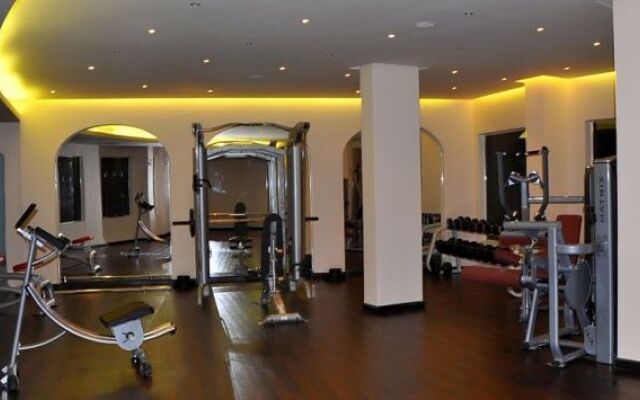 Golden 5 Sapphire Suites Hotel