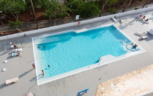 Tenerife South Shore Apartament, Coastal Lifestyle