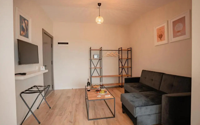 Echinus Lara Hotel