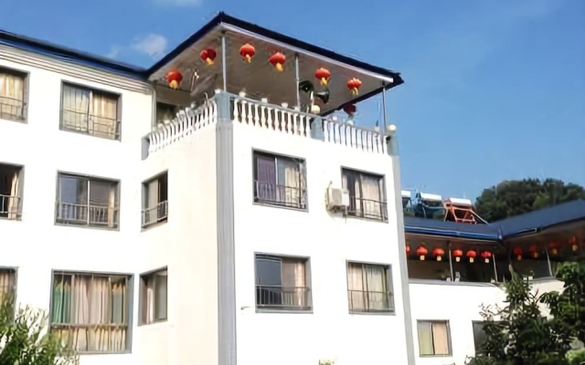 Longjun Jiayuan Hotel