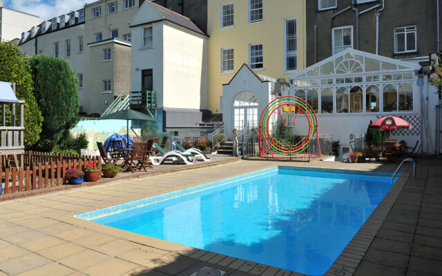 Fourcroft Hotel