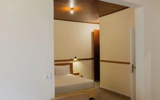Amakuza Residence