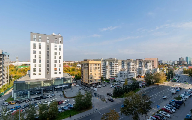 Five stars on Chernyshevsky 1B